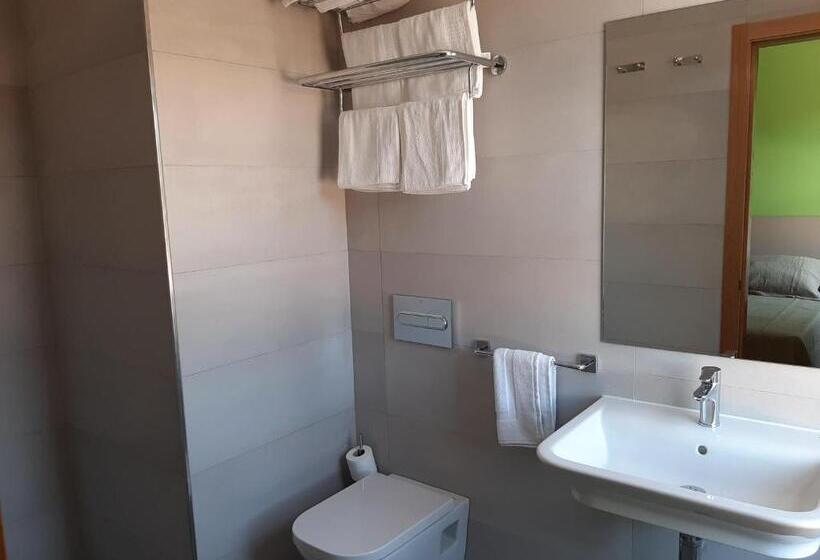 4인용 스탠다드 룸, Hosteria De Gonzar