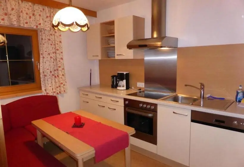 Apartament 1 Dormitori, Kristemoarhof