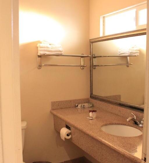 غرفة قياسية, Menifee Inn