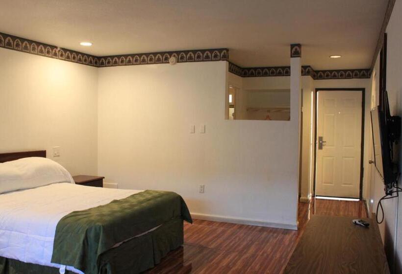 غرفة قياسية, Menifee Inn