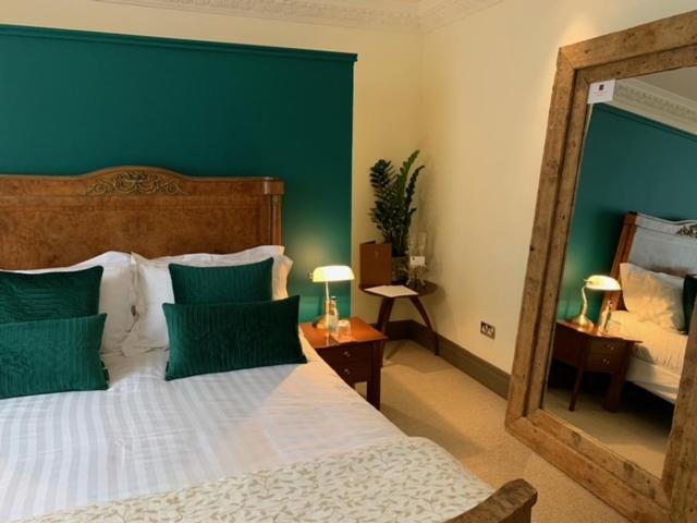 디럭스 룸, Forest