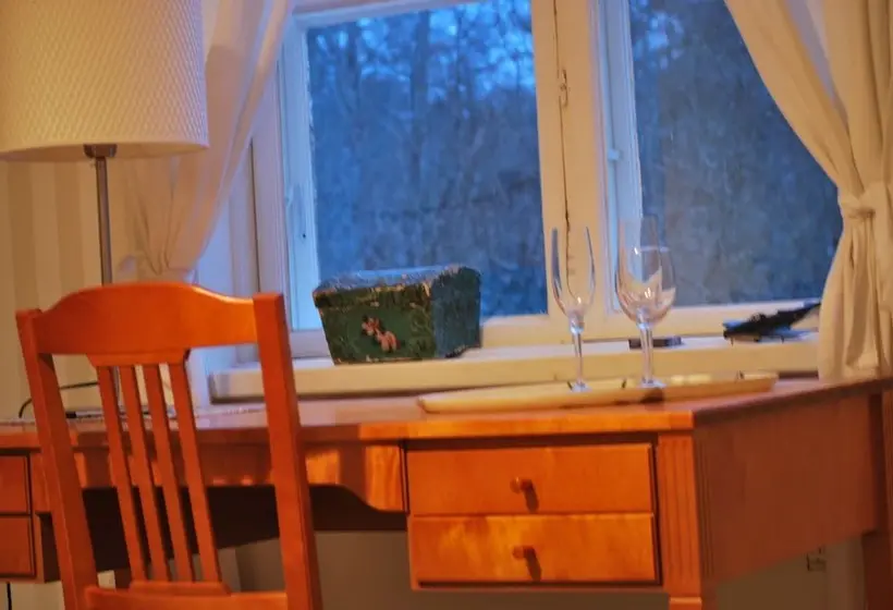 コンフォーとスイートルーム, Kirjakkalan Ruukkikylä