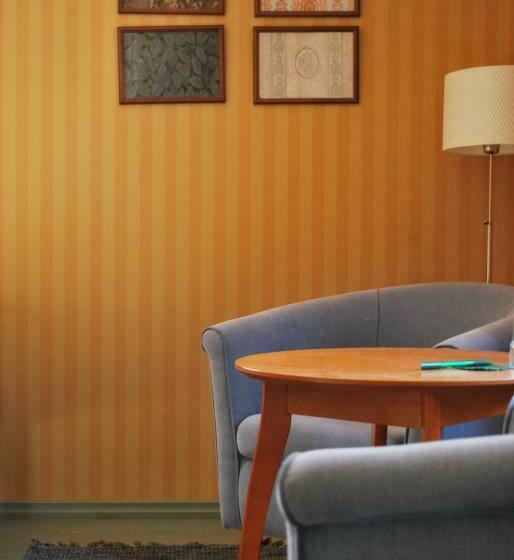 غرفة قياسية حمام مشترك, Kirjakkalan Ruukkikylä