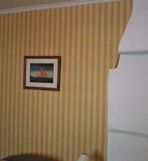 غرفة قياسية حمام مشترك, Kirjakkalan Ruukkikylä