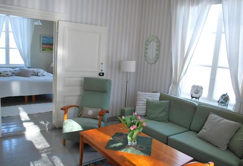 جناح, Kirjakkalan Ruukkikylä