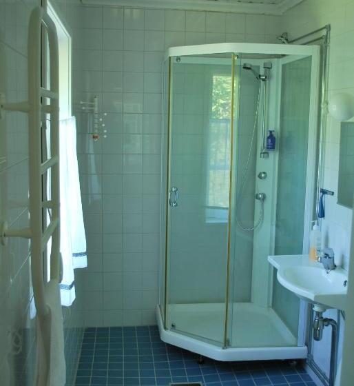 شقة غرفة واحدة مطلة على الحديقة, Kirjakkalan Ruukkikylä