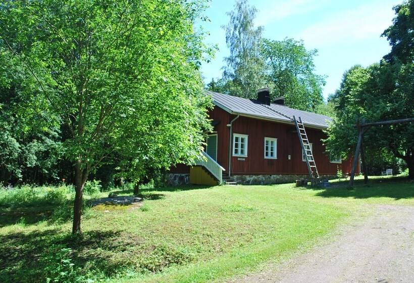 2-Bedroom Classic Apartment, Kirjakkalan Ruukkikylä