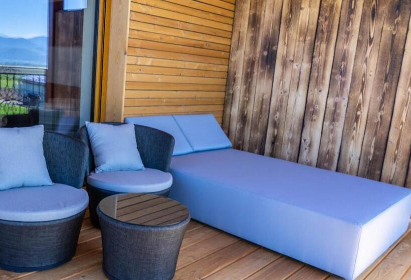 Люкс, Restaurant Perschler