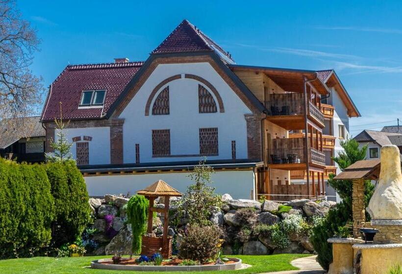 Люкс, Restaurant Perschler