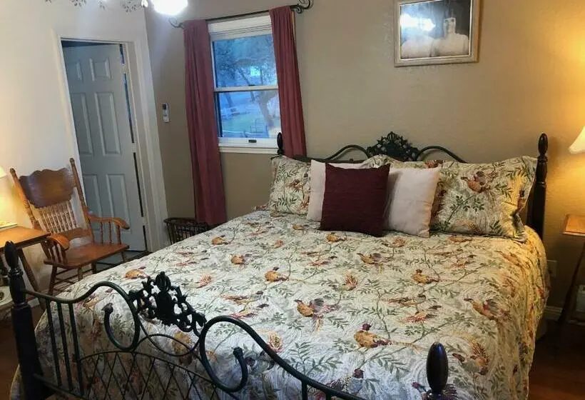 キングサイズベッドのスタンダードルーム, Ramsey Canyon B&b