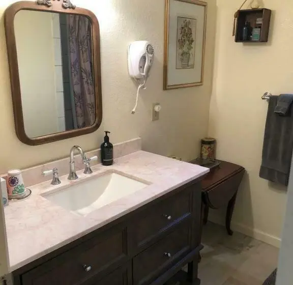 キングサイズベッドのデラックスルーム, Ramsey Canyon B&b