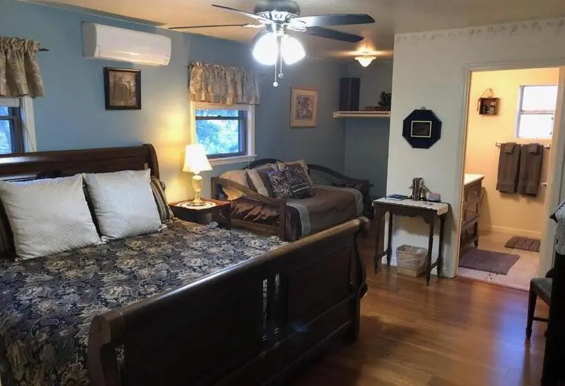 キングサイズベッドのデラックスルーム, Ramsey Canyon B&b