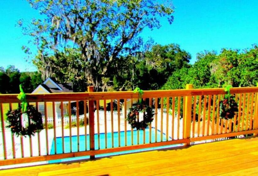 חדר דלוקס לארבעה, Shamrock Thistle & Crown B&b