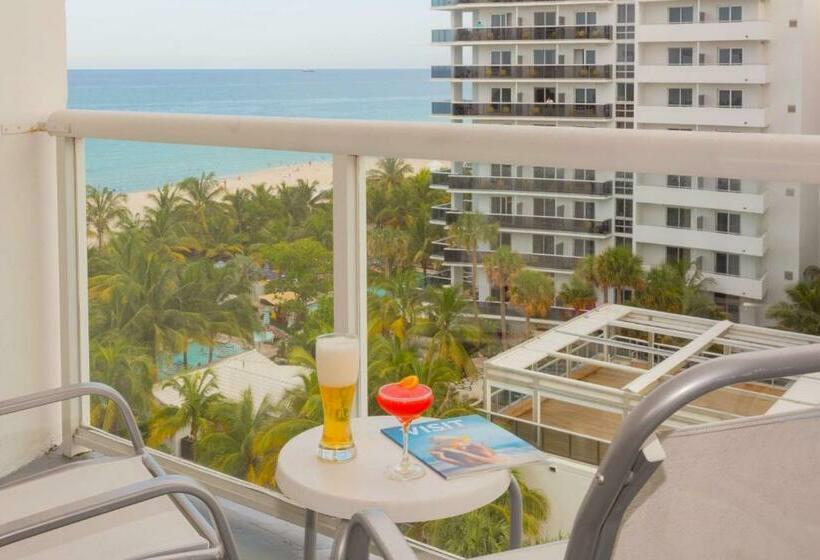 带2个双人床的标准工作室, Best Western Plus Atlantic Beach Resort