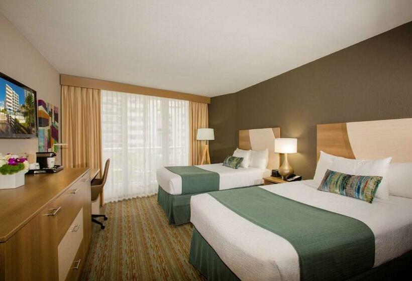 带2个双人床的标准工作室, Best Western Plus Atlantic Beach Resort