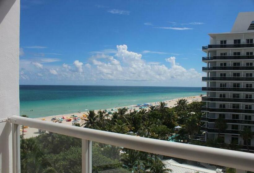 带大床的标准间, Best Western Plus Atlantic Beach Resort