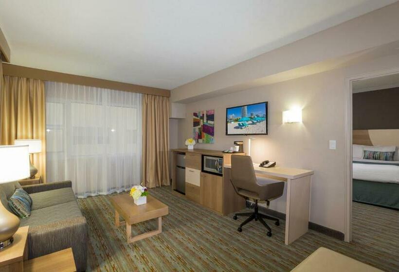 带双人大床的行政管理套房, Best Western Plus Atlantic Beach Resort