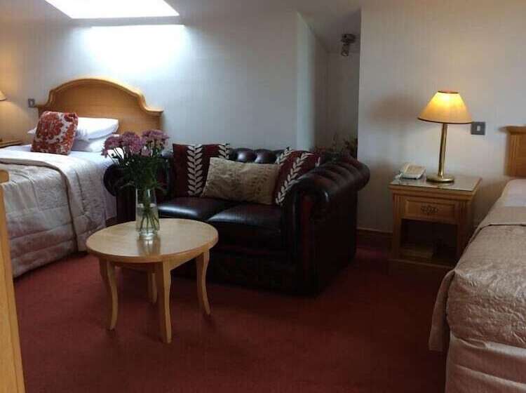 جناح سوبيريور, Cashen Course House