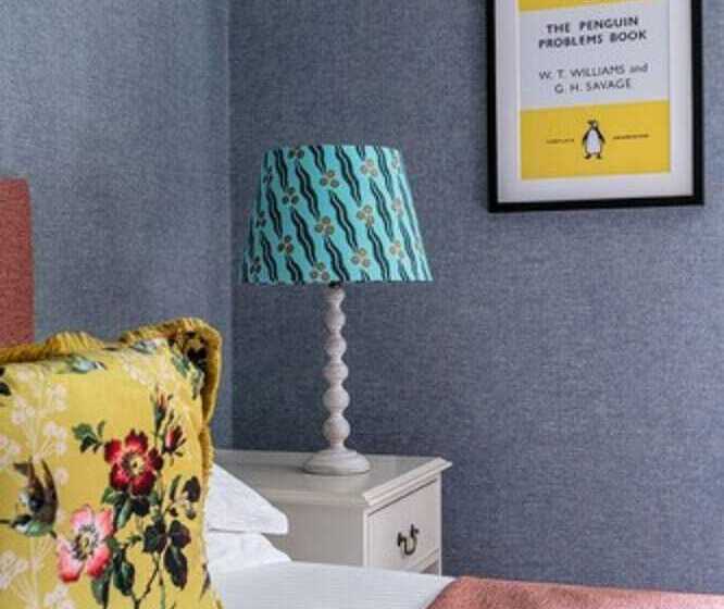 غرفة قياسية مطلّة علي البحيرة, Craig Manor