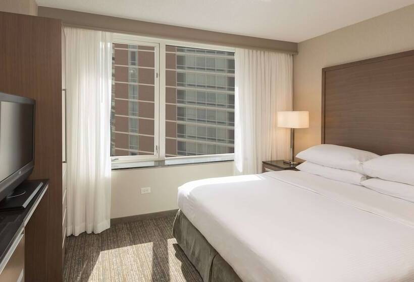 سوئیت برای معلولان, Embassy Suites By Hilton Chicago Downtown Magnificent Mile