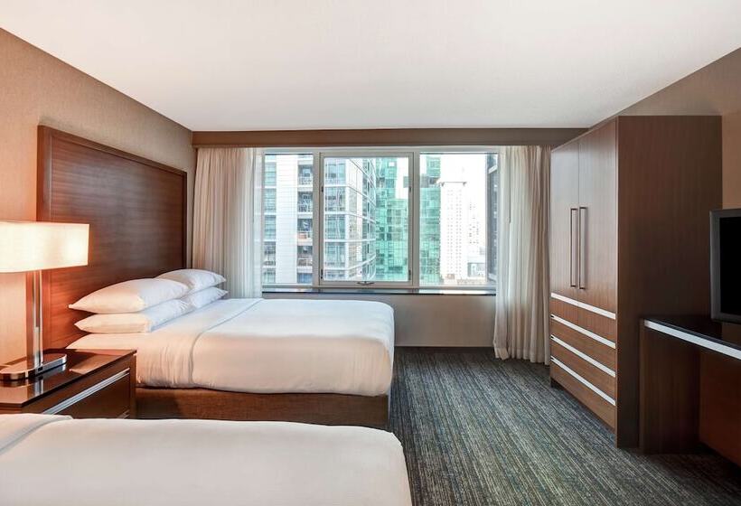 جناح لذوى الاحتياجات الخاصة, Embassy Suites By Hilton Chicago Downtown Magnificent Mile