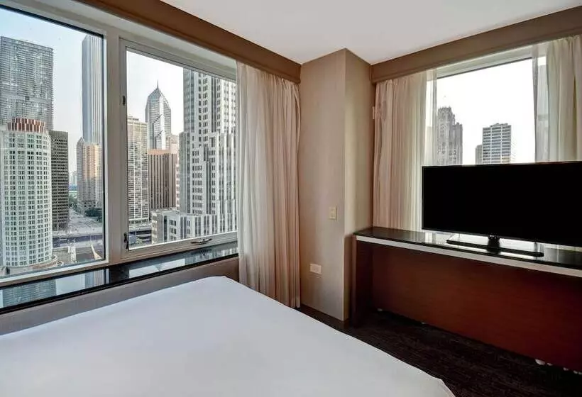 Sviitti Kaupungin Näkemystä, Embassy Suites By Hilton Chicago Downtown Magnificent Mile
