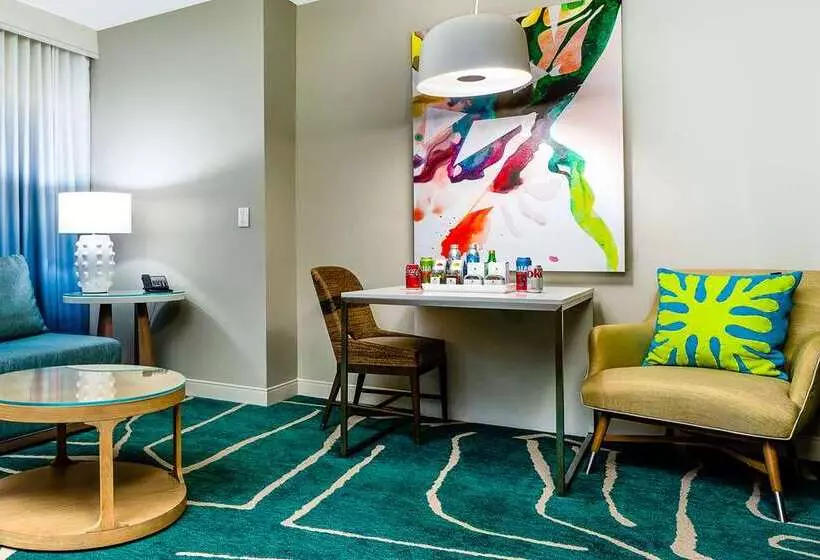 Sviitti King-vuode, Embassy Suites By Hilton Chicago Downtown Magnificent Mile