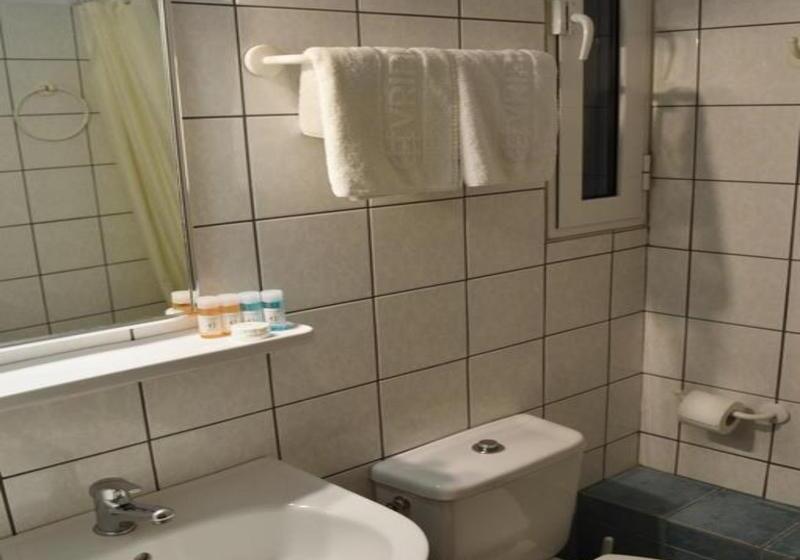 غرفة قياسية, Evripides