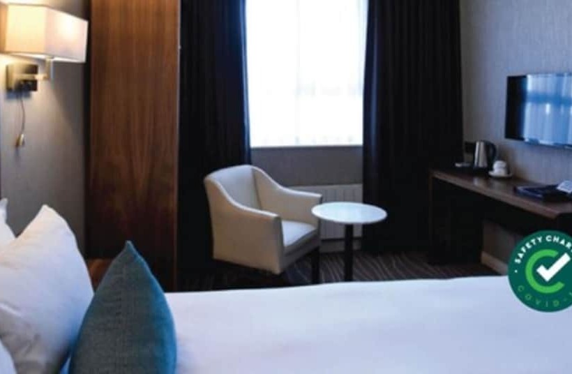 스탠다드 룸, Eyre Square