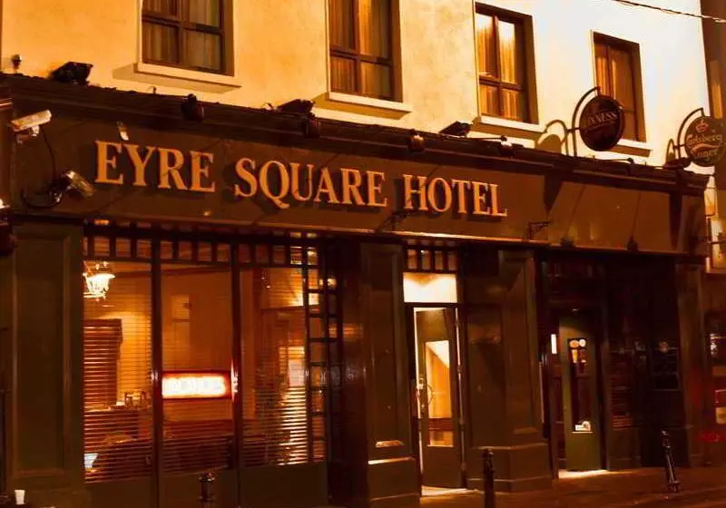 اتاق سوپریور با تخت بزرگ, Eyre Square