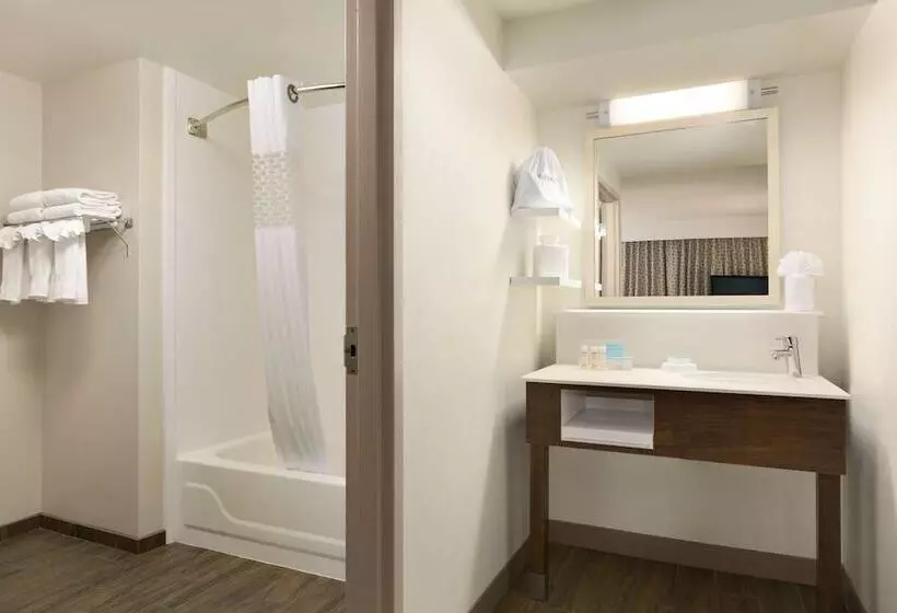 スイート, Hampton Inn & Suites Hershey