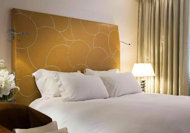 身障者適用スタンダードルーム, Hampton Inn & Suites Hershey