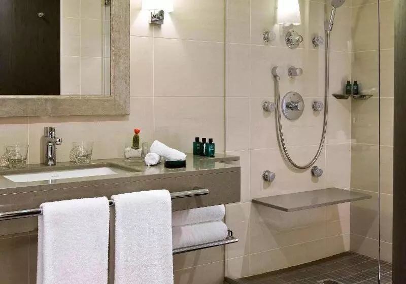 身障者適用スタンダードルーム, Hampton Inn & Suites Hershey