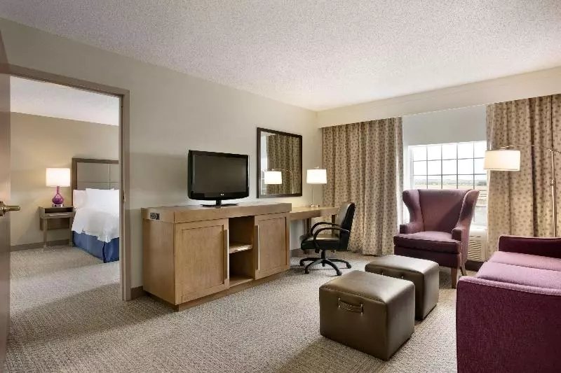 キングサイズベッドのスイートルーム, Hampton Inn & Suites Hershey