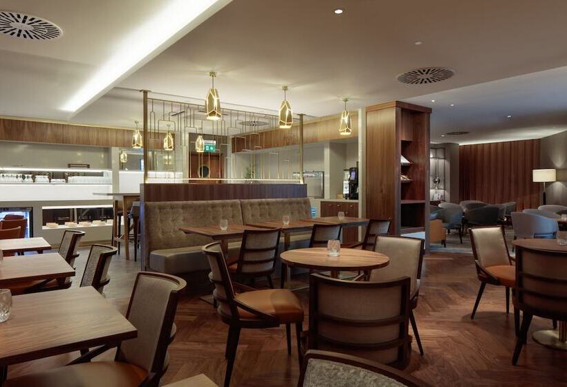 غرفة تنفيذية, Hilton Belfast