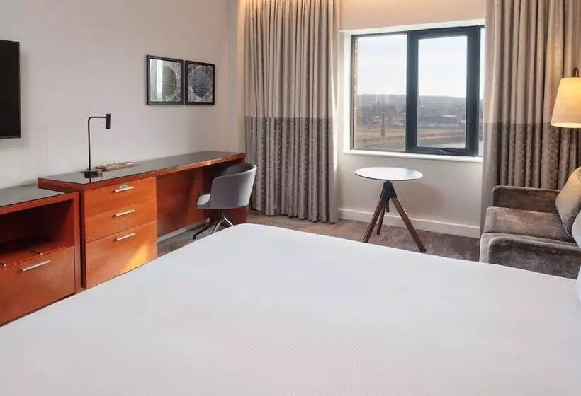 ファミリールーム, Hilton Belfast