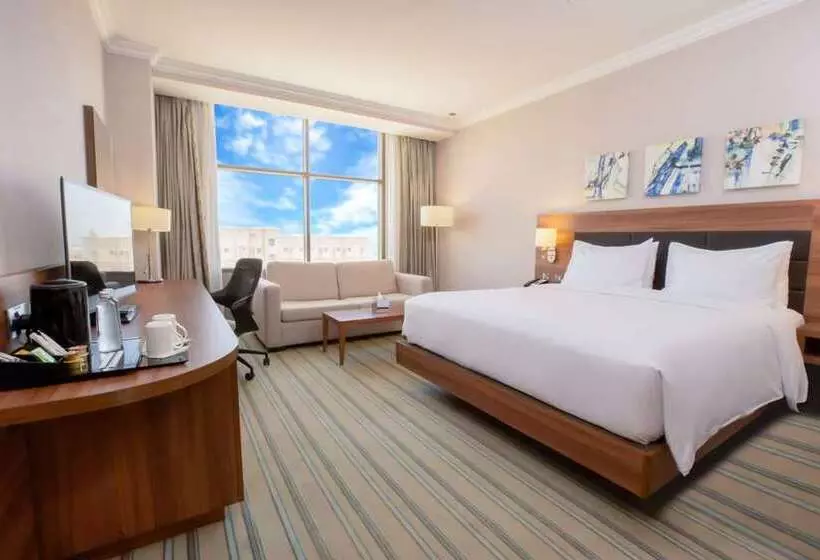 キングサイズベッドのスタンダードルーム, Hilton Belfast