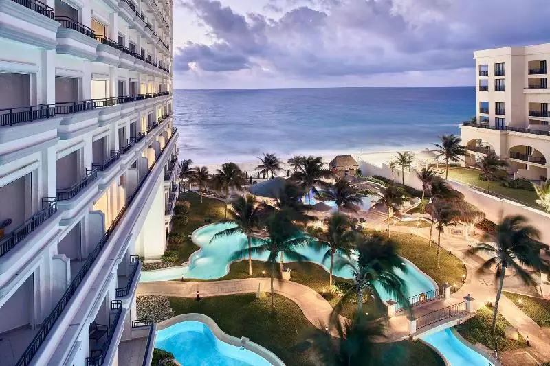 オーシャンビューのプレミアムルーム。, Jw Marriott Cancun Resort & Spa