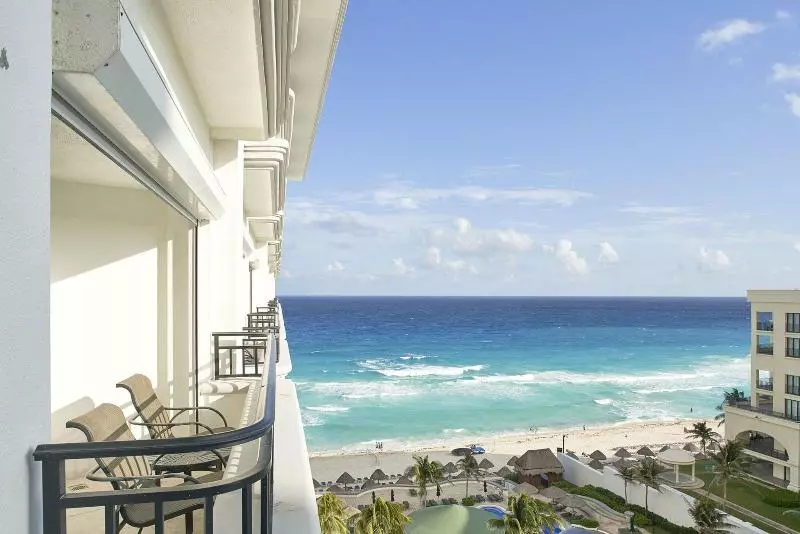 オーシャンビューのプレミアムルーム。, Jw Marriott Cancun Resort & Spa