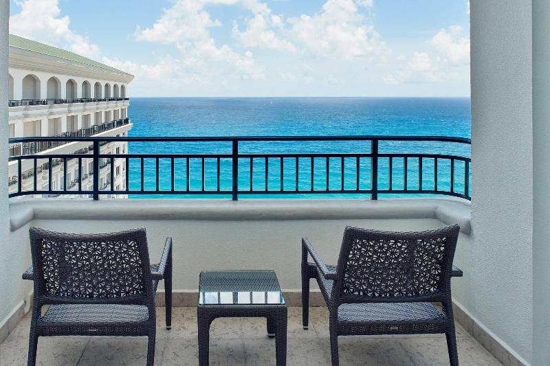 غرفة بريميوم مطلّة علي البحر, Jw Marriott Cancun Resort & Spa