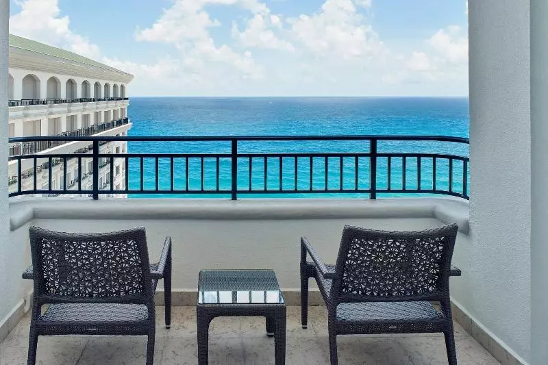 オーシャンビューのプレミアムルーム。, Jw Marriott Cancun Resort & Spa