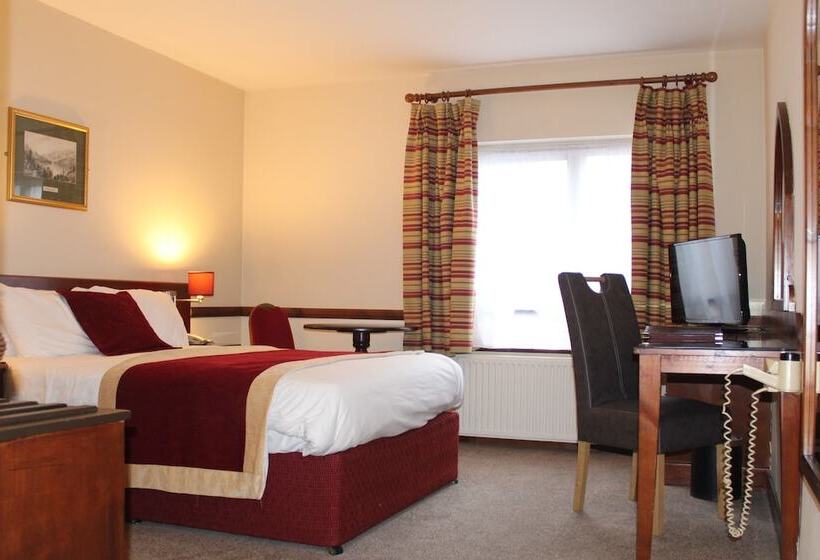Номер Стандарт, Killarney Court