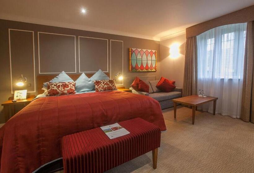 Представительский семейный номер, London Chigwell Prince Regent Hotel, Bw Signature Collection