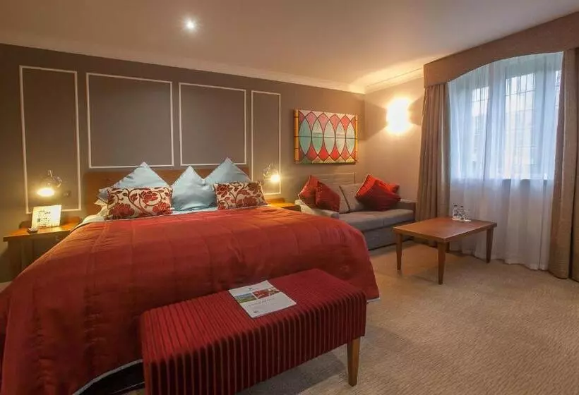 エグゼクティブファミリールーム, London Chigwell Prince Regent Hotel, Bw Signature Collection