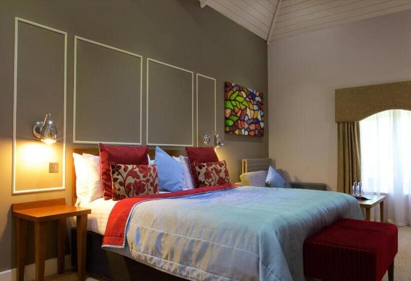 Номер Superior Кровать Кинг, London Chigwell Prince Regent Hotel, Bw Signature Collection