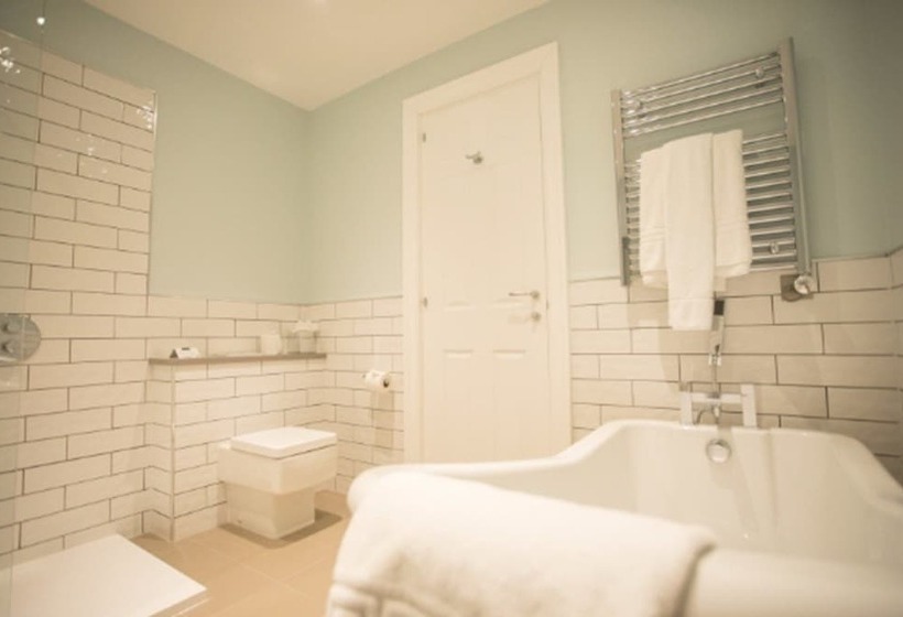 Family Suite, London Chigwell Prince Regent Hotel, Bw Signature Collection