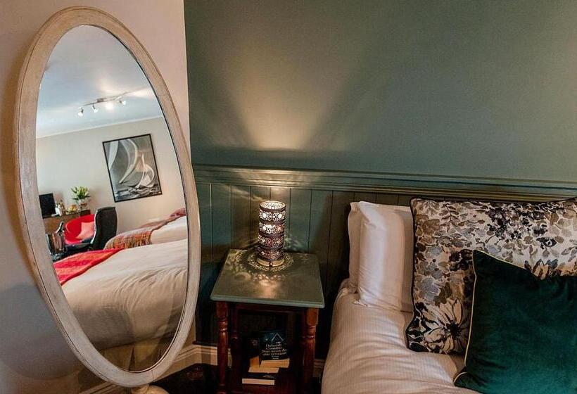 スイート（家族用）, O Donovan S