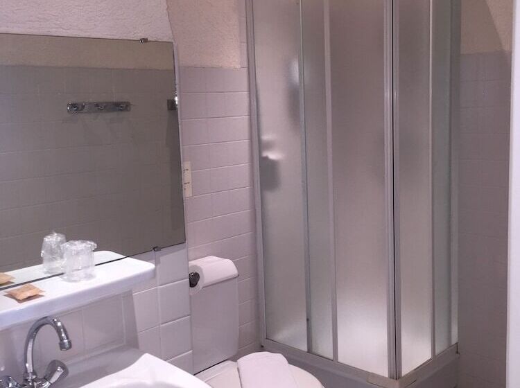 غرفة قياسية, P.l.m