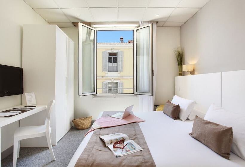 غرفة سوبيريور, P.l.m