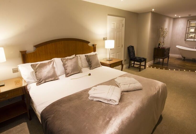 غرفة قياسية, Tf Royal